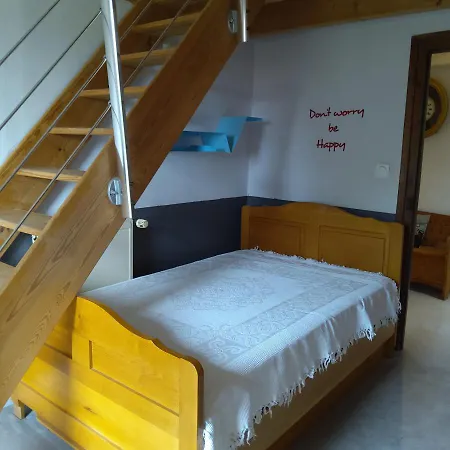 Du Colombier Apartment Usson
